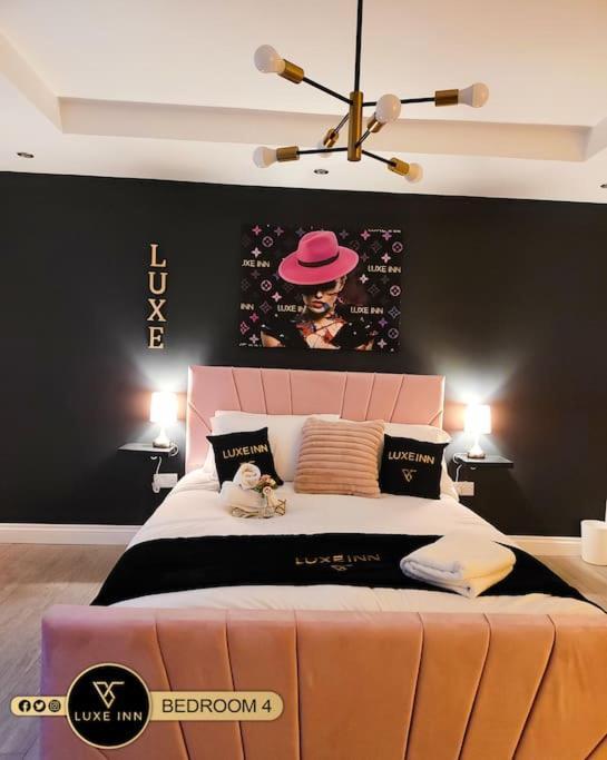 Luxury, 4 Bedroom House, Free Parking, 博勒姆伍德 外观 照片
